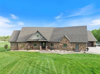 9073 Richfield Drive, Marshfield, WI 54449