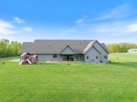 9073 Richfield Drive, Marshfield, WI 54449