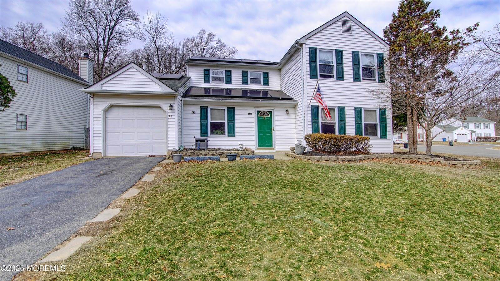 63 Mariners Cove, Freehold, NJ 07728