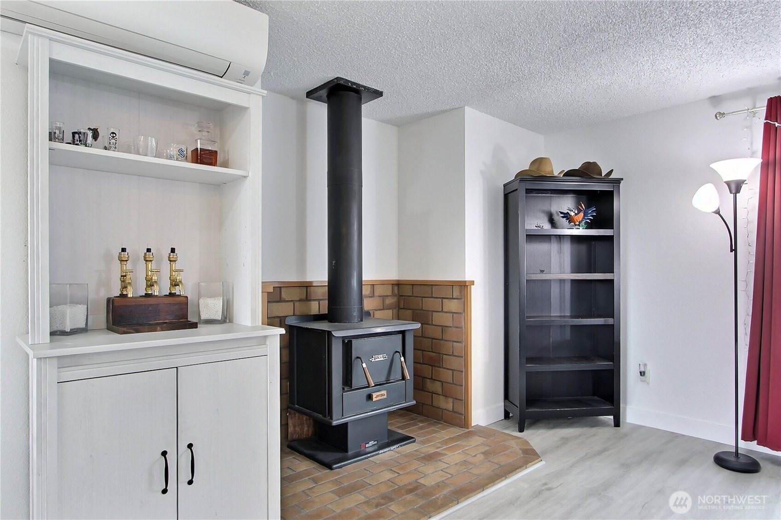 8109 South Cushman Avenue, Tacoma, WA 98408