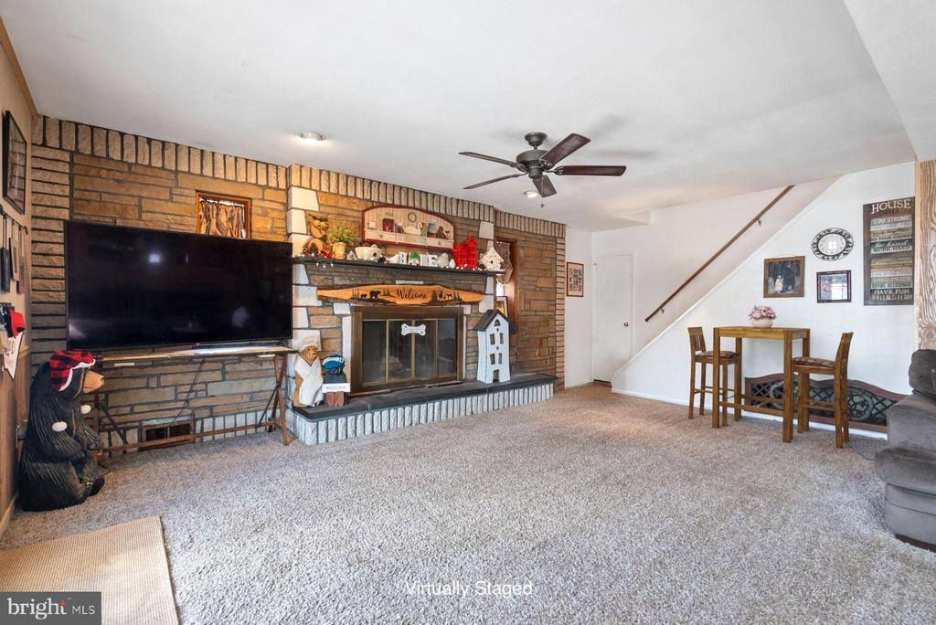 405 Essex Road, Norwood, PA 19074