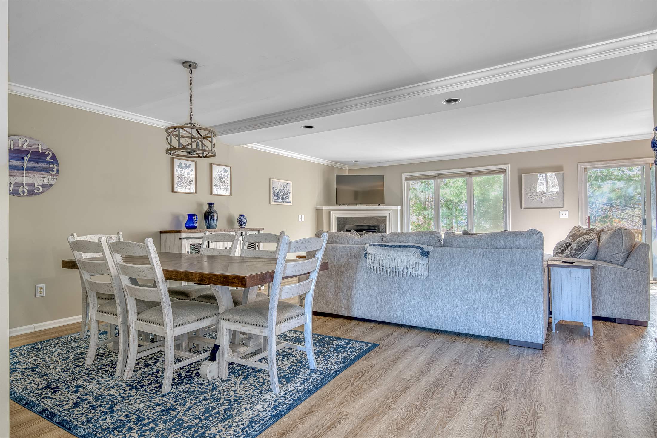 223 Azalea Ct, Toms River, NJ 08753