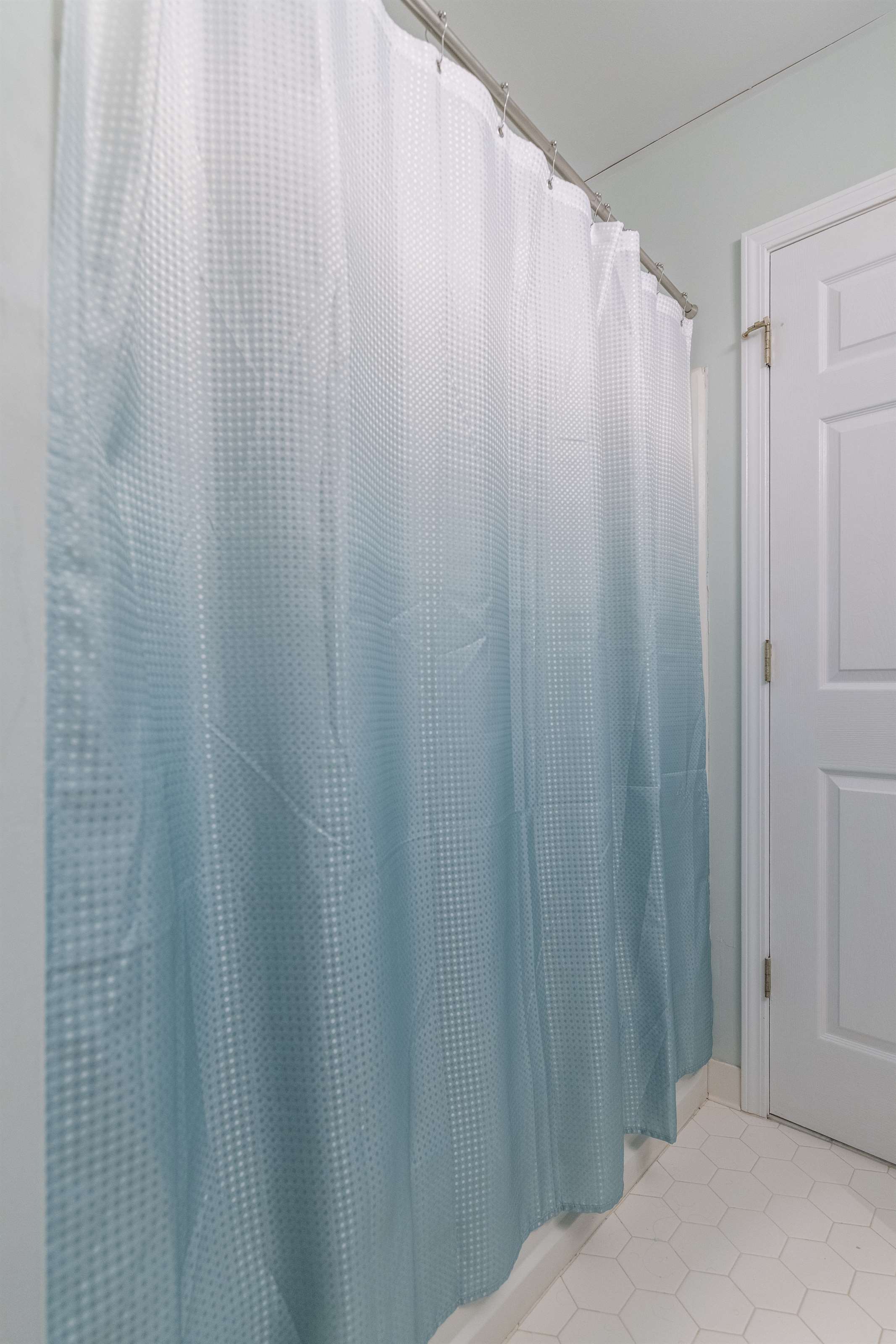 223 Azalea Ct, Toms River, NJ 08753