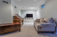 223 Azalea Ct, Toms River, NJ 08753