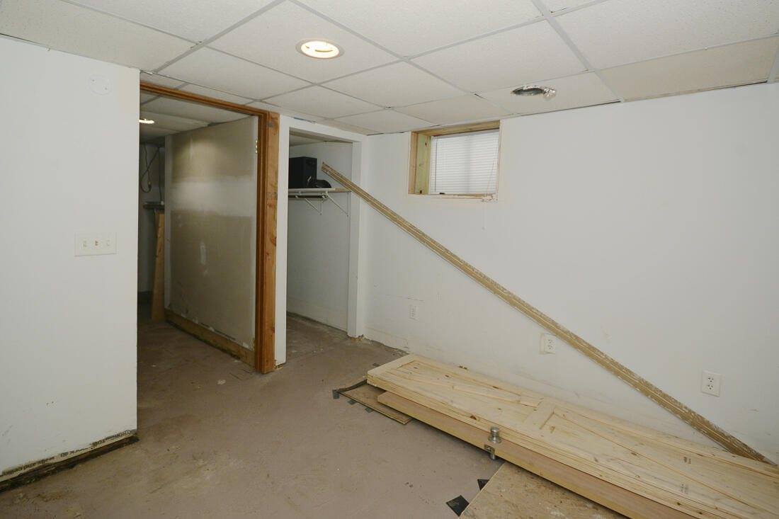 136 Ocom Street, Kalamazoo, MI 49048