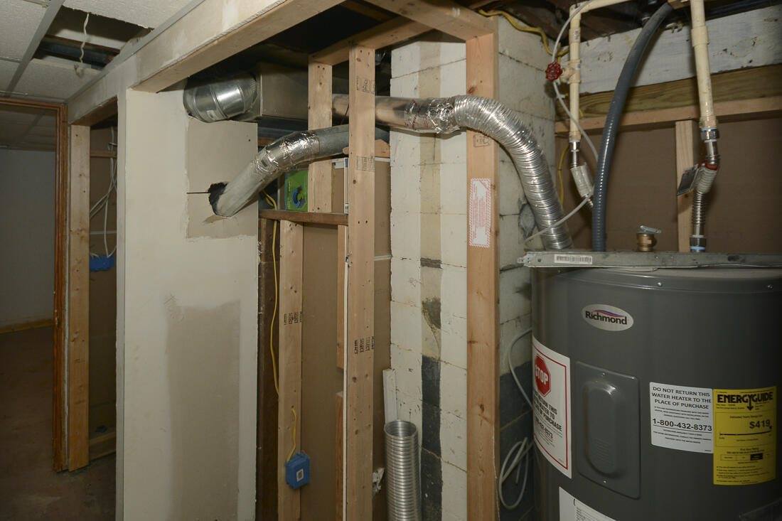 136 Ocom Street, Kalamazoo, MI 49048