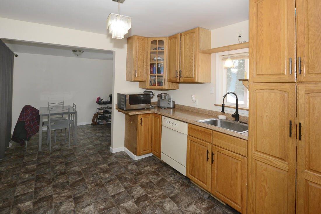 136 Ocom Street, Kalamazoo, MI 49048