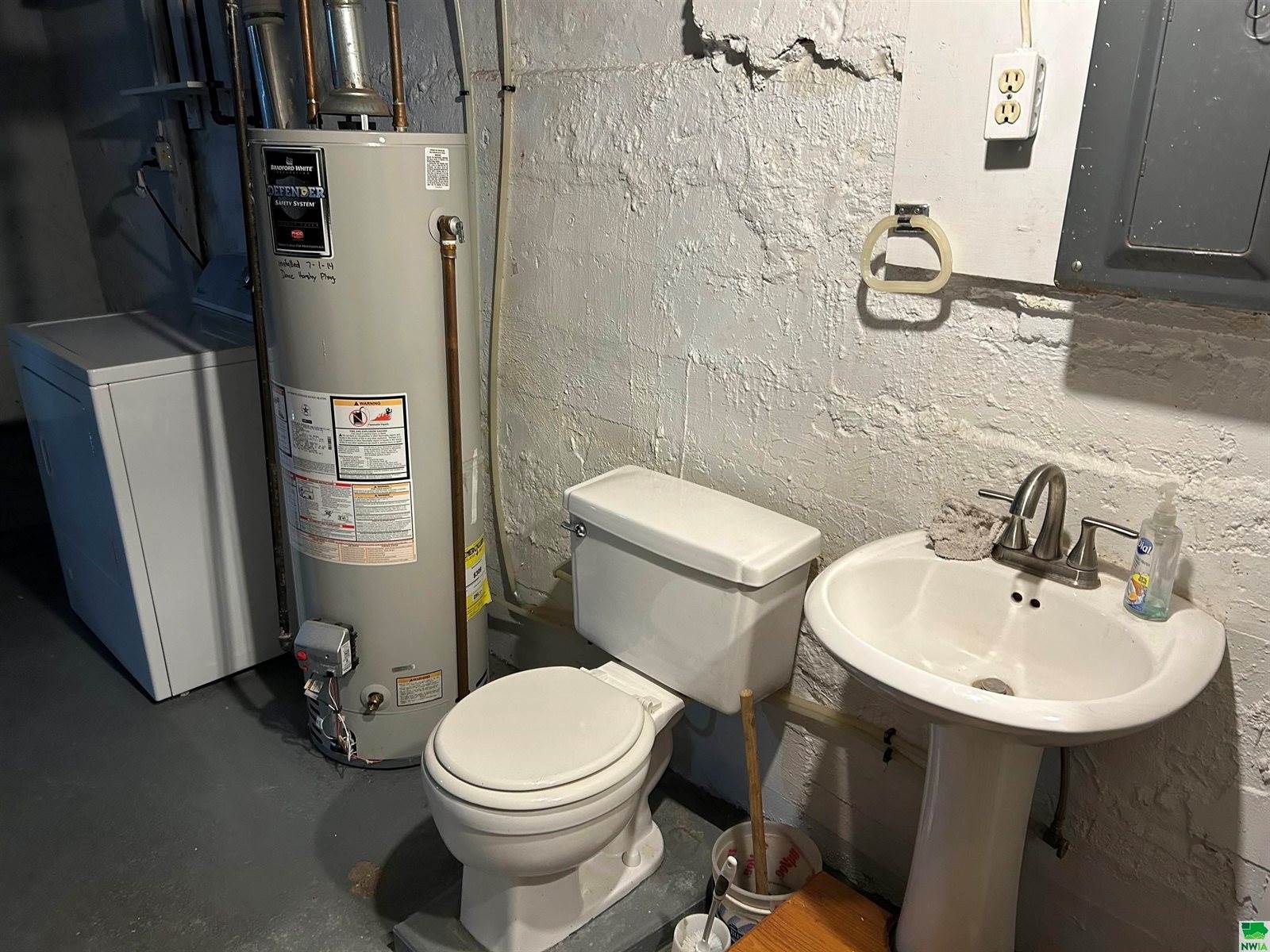 2744 S Lemon St., Sioux City, IA 51106