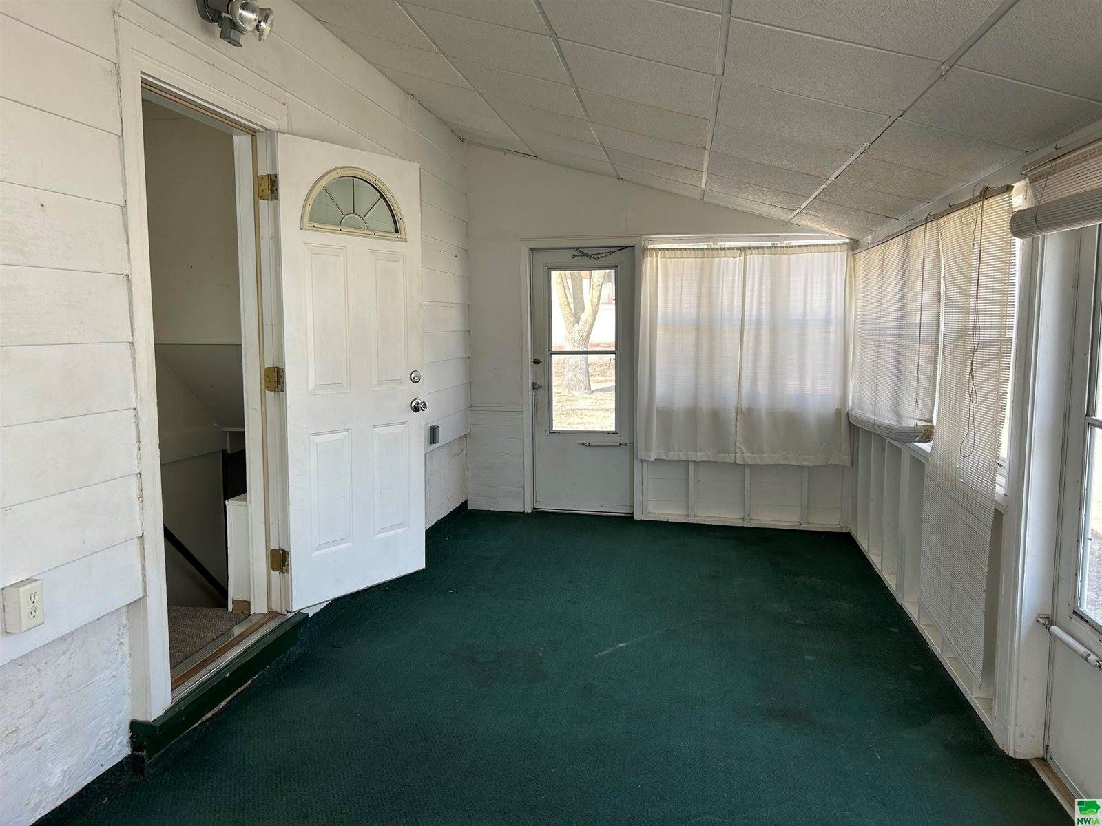 2744 S Lemon St., Sioux City, IA 51106