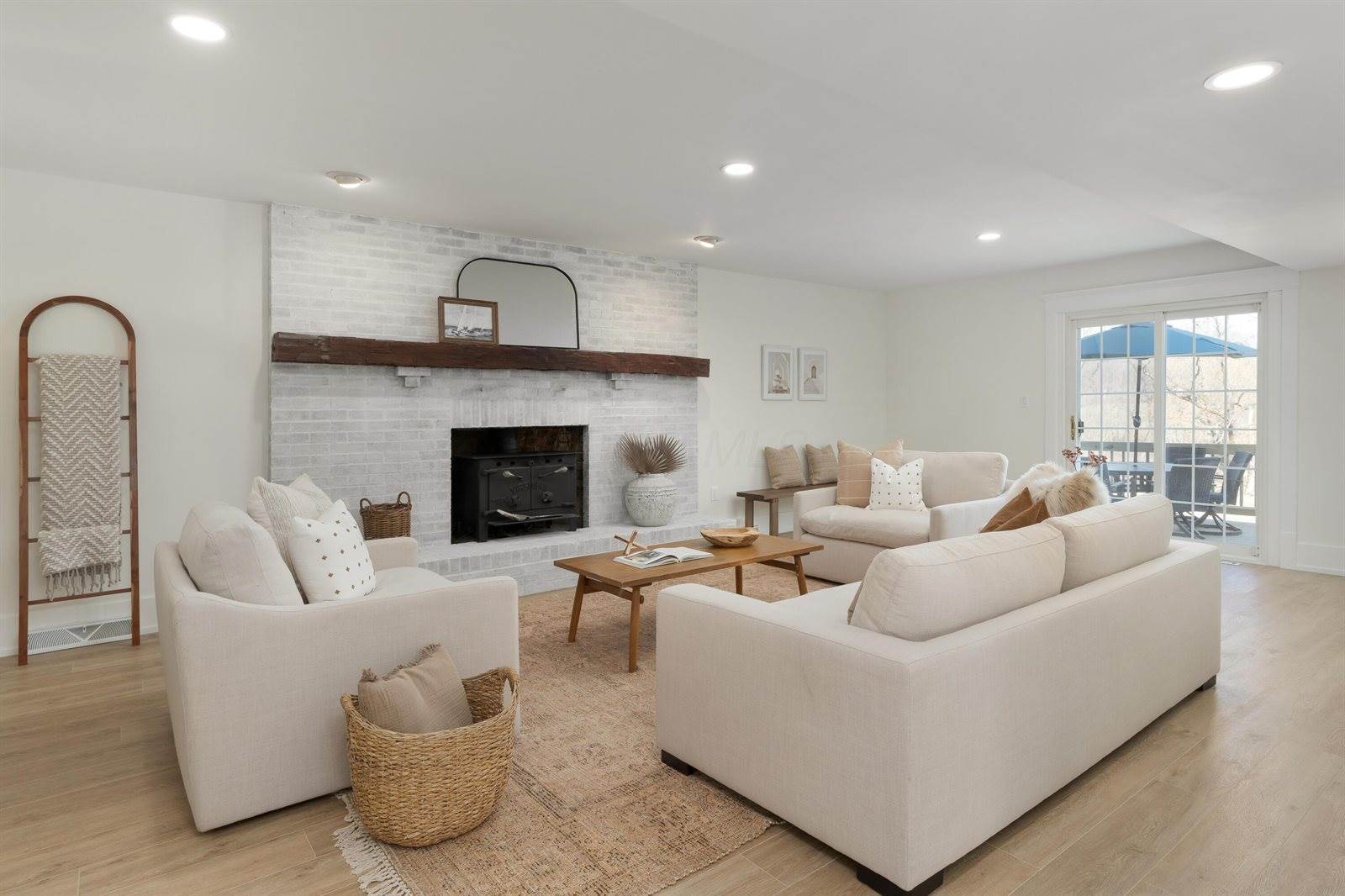 15431 Centerburg Road, Centerburg, OH 43011