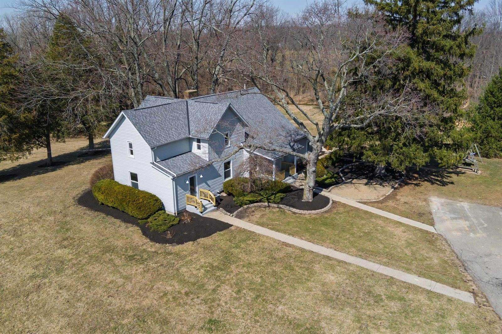 15431 Centerburg Road, Centerburg, OH 43011