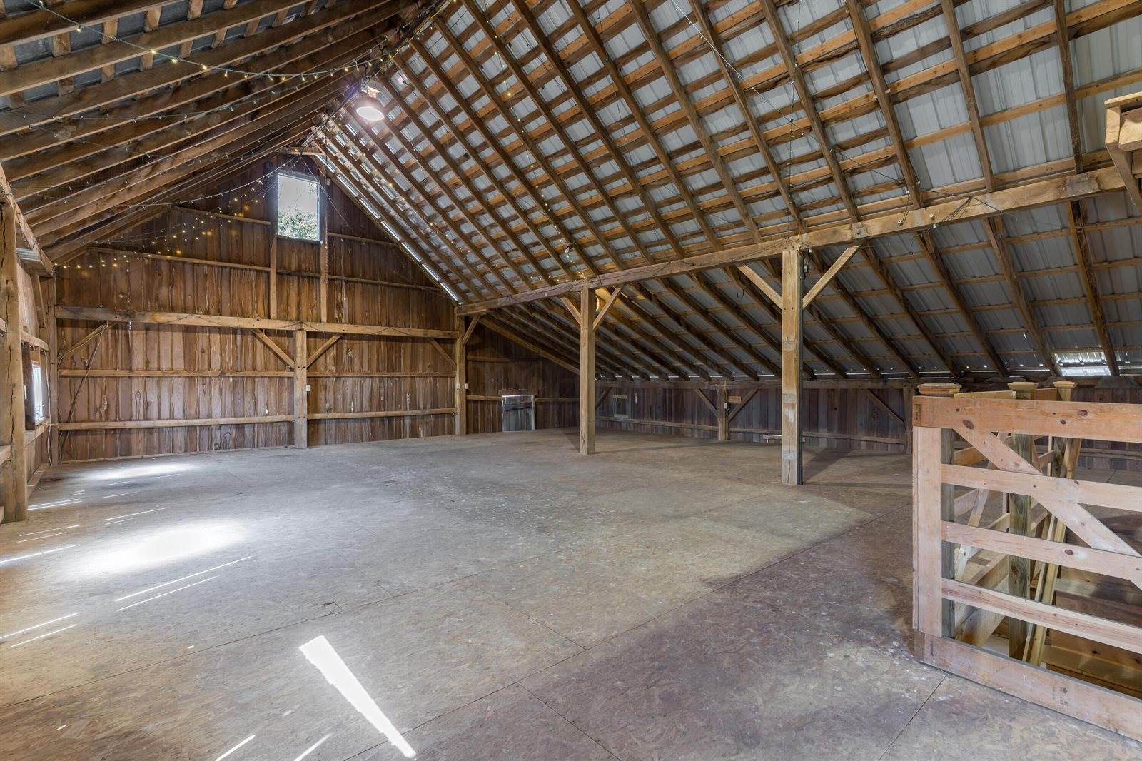 15431 Centerburg Road, Centerburg, OH 43011