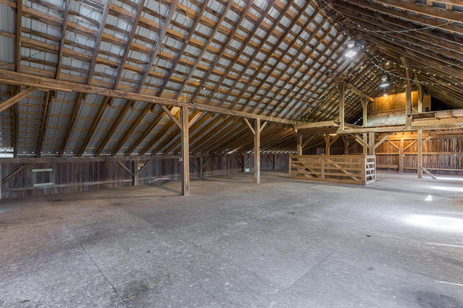 15431 Centerburg Road, Centerburg, OH 43011