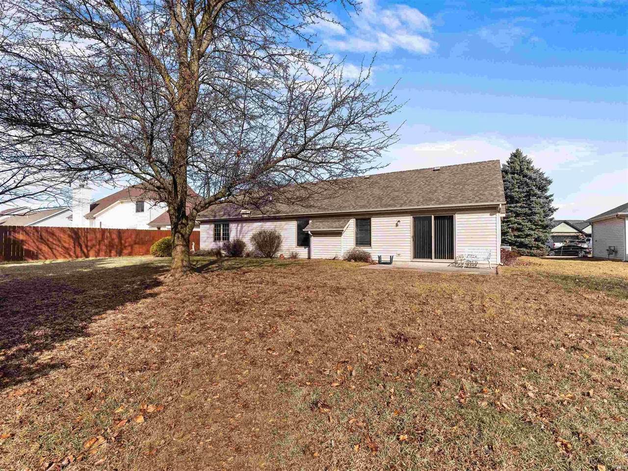 1305 Duesenberg Drive, Huntertown, IN 46748