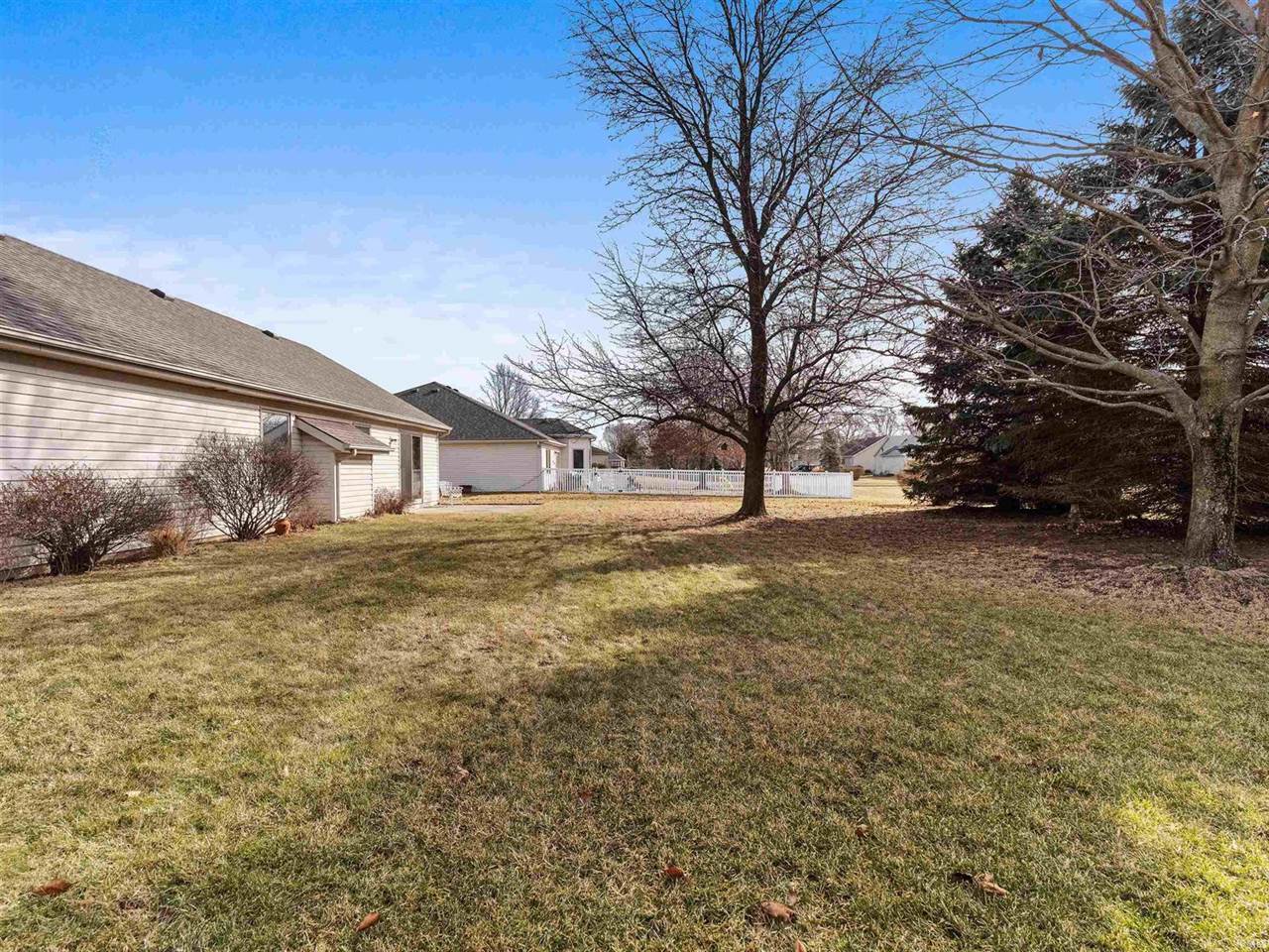 1305 Duesenberg Drive, Huntertown, IN 46748