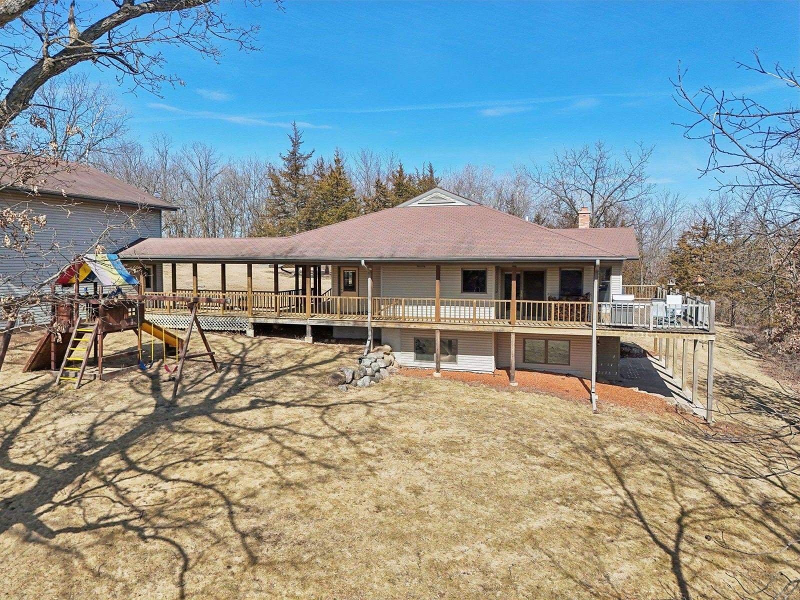 4225 County Road JJ, Vermont, WI 53515