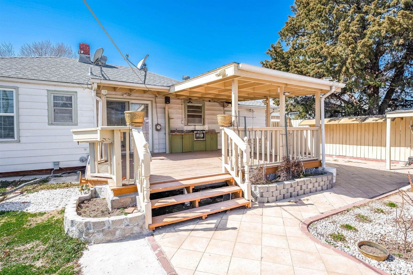 2334 South Pattie St, Wichita, KS 67211