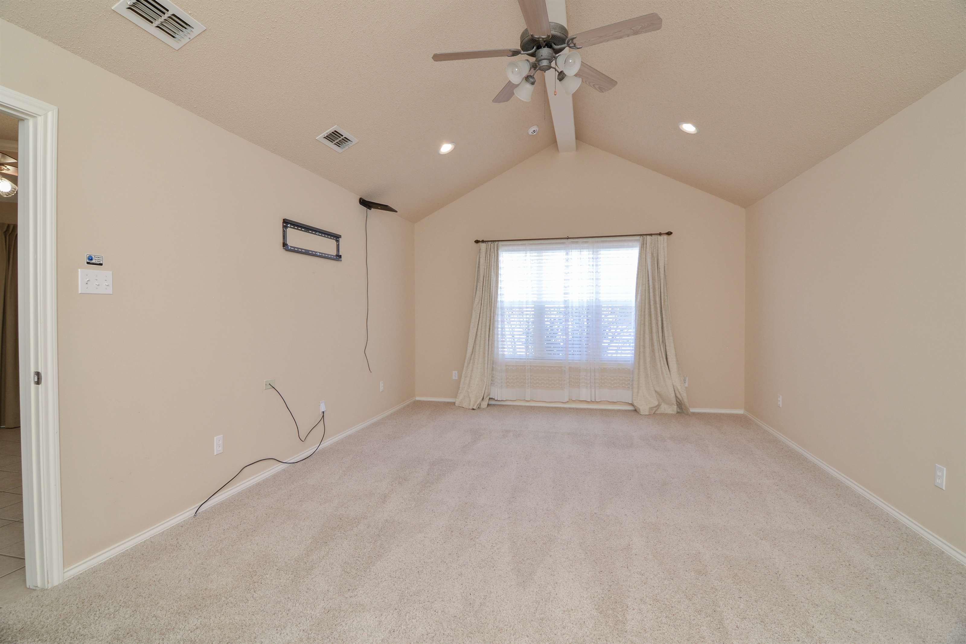 6111 77th Street, Lubbock, TX 79424