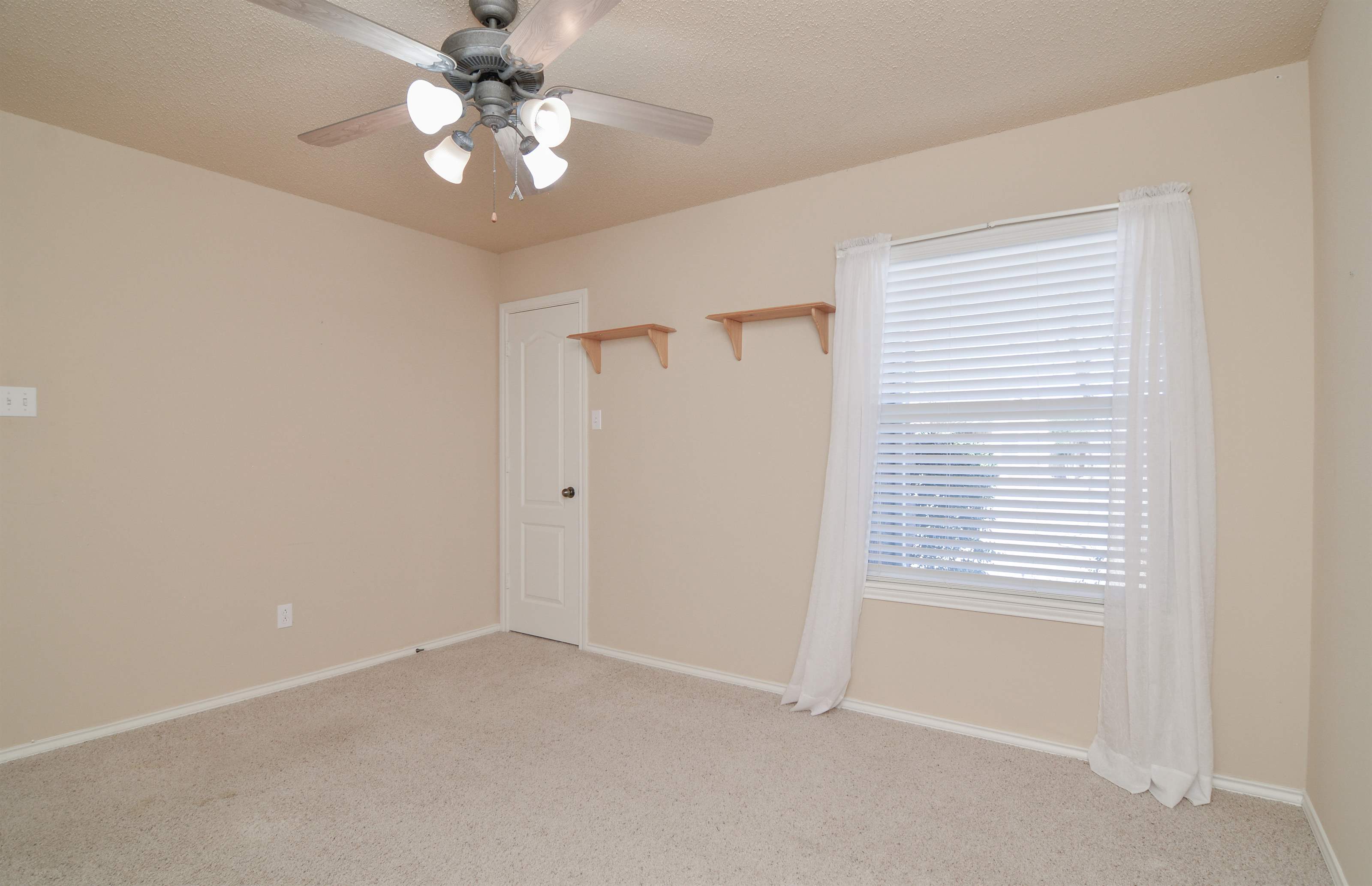 6111 77th Street, Lubbock, TX 79424