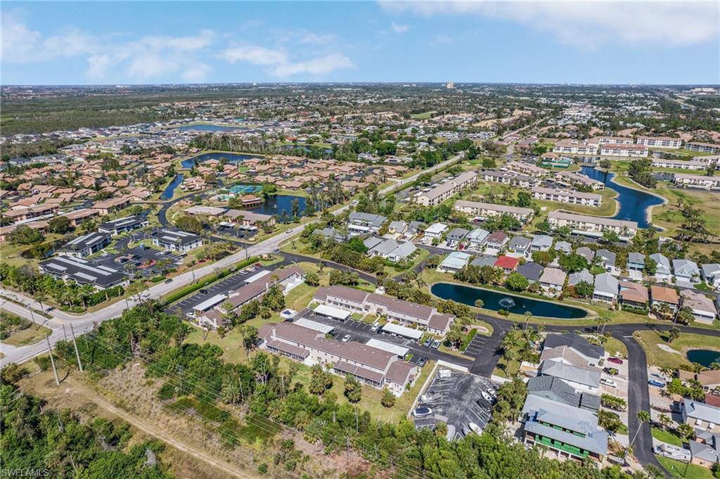 6091 Lake Front Dr, Fort Myers, FL 33908