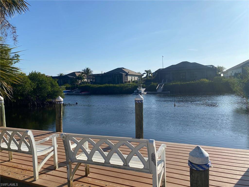 6091 Lake Front Dr, Fort Myers, FL 33908