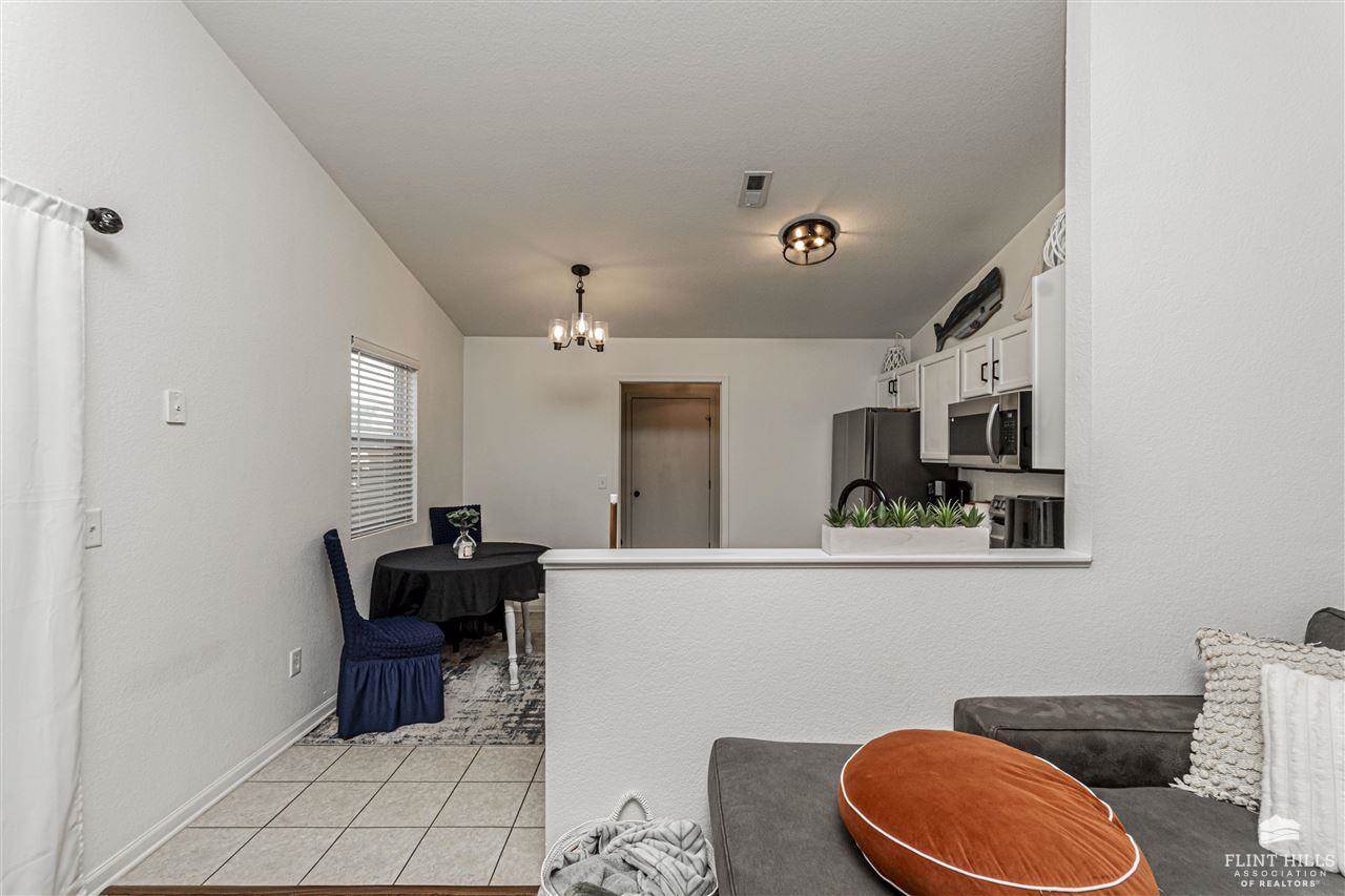 1714 Hickory Lane, Junction City, KS 66441