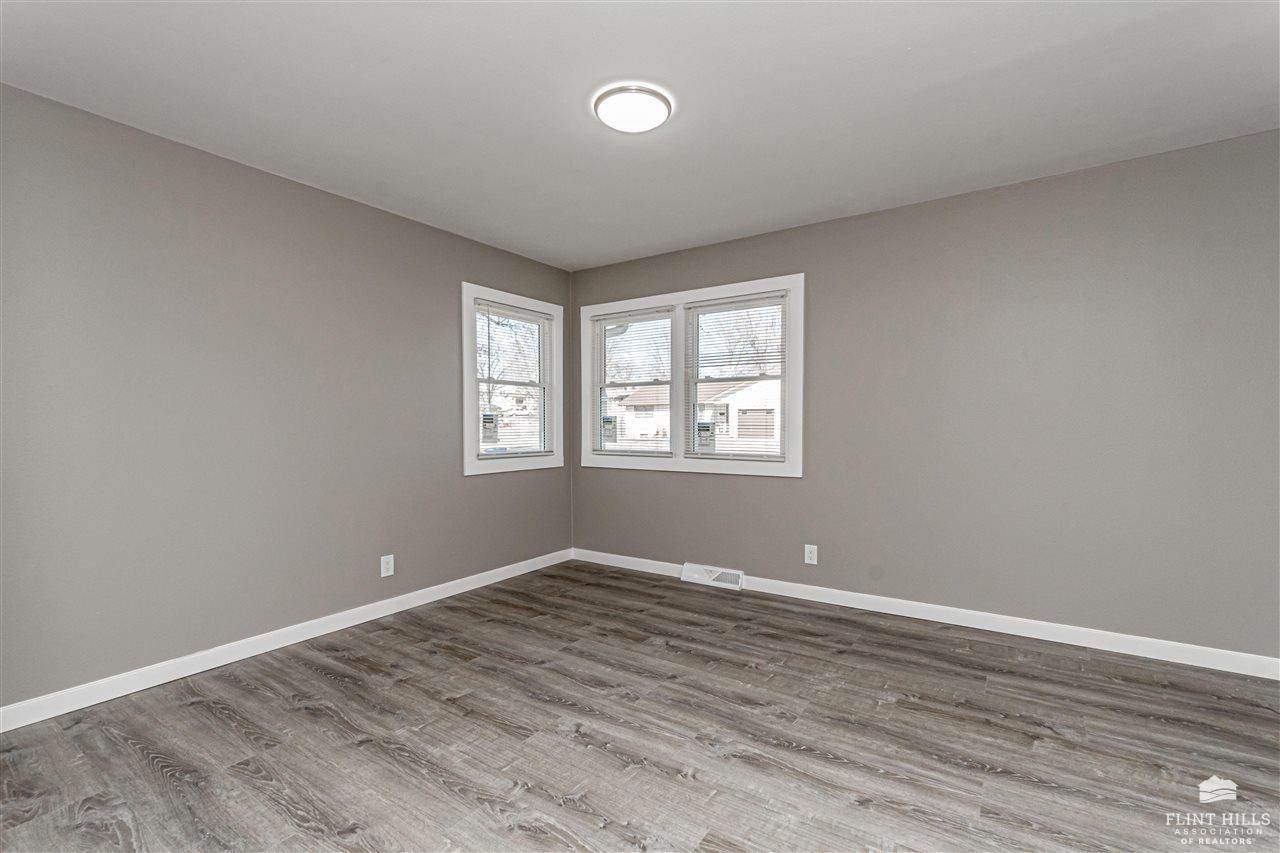 1009 Highland Drive, Junction City, KS 66441