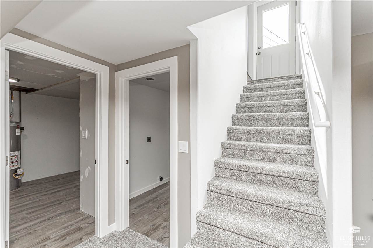 1009 Highland Drive, Junction City, KS 66441