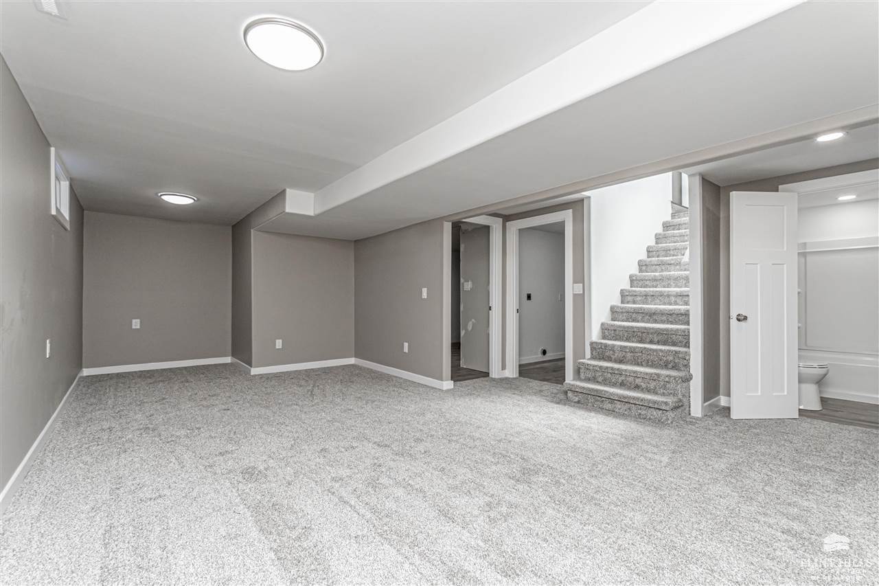 1009 Highland Drive, Junction City, KS 66441