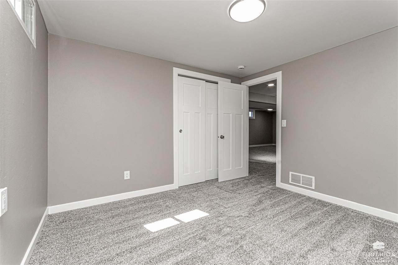 1009 Highland Drive, Junction City, KS 66441