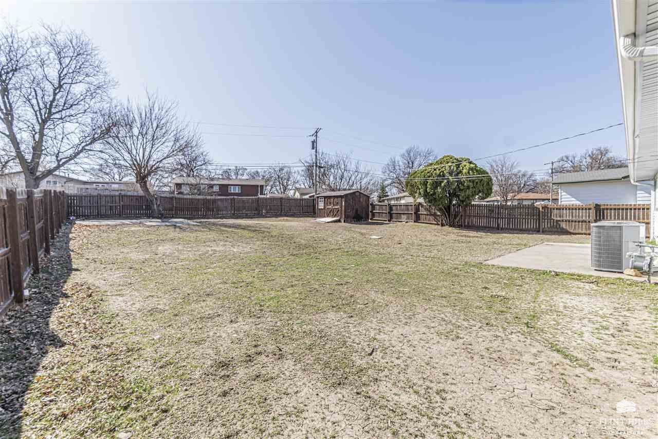 1009 Highland Drive, Junction City, KS 66441