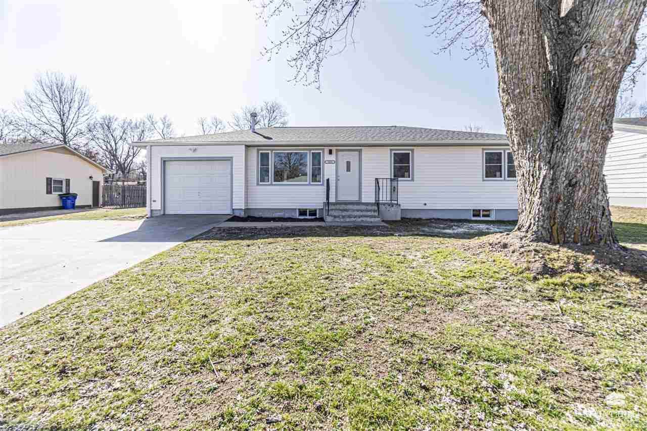 1009 Highland Drive, Junction City, KS 66441