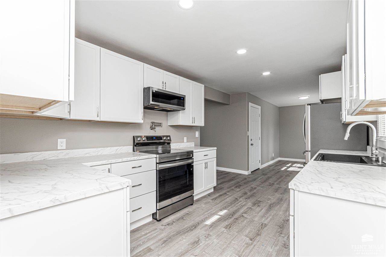 1009 Highland Drive, Junction City, KS 66441