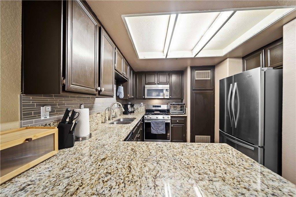 18842 Vista Del Canon, Newhall, CA 91321