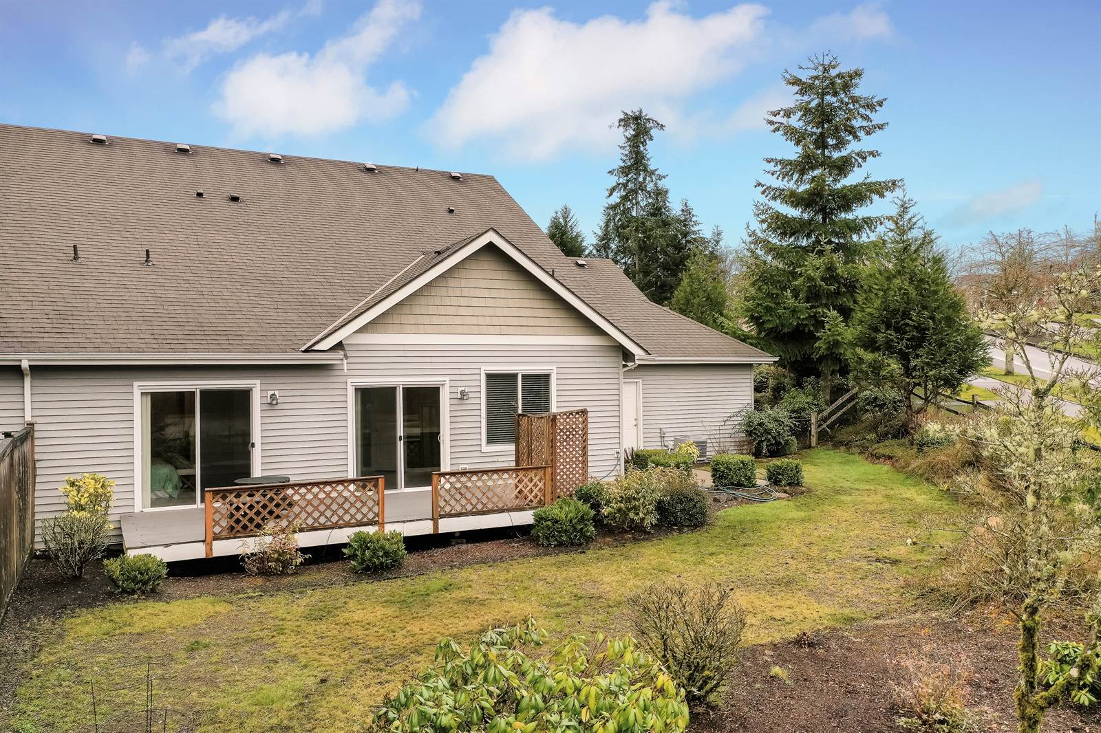 2956 Martin Place, DuPont, WA 98327