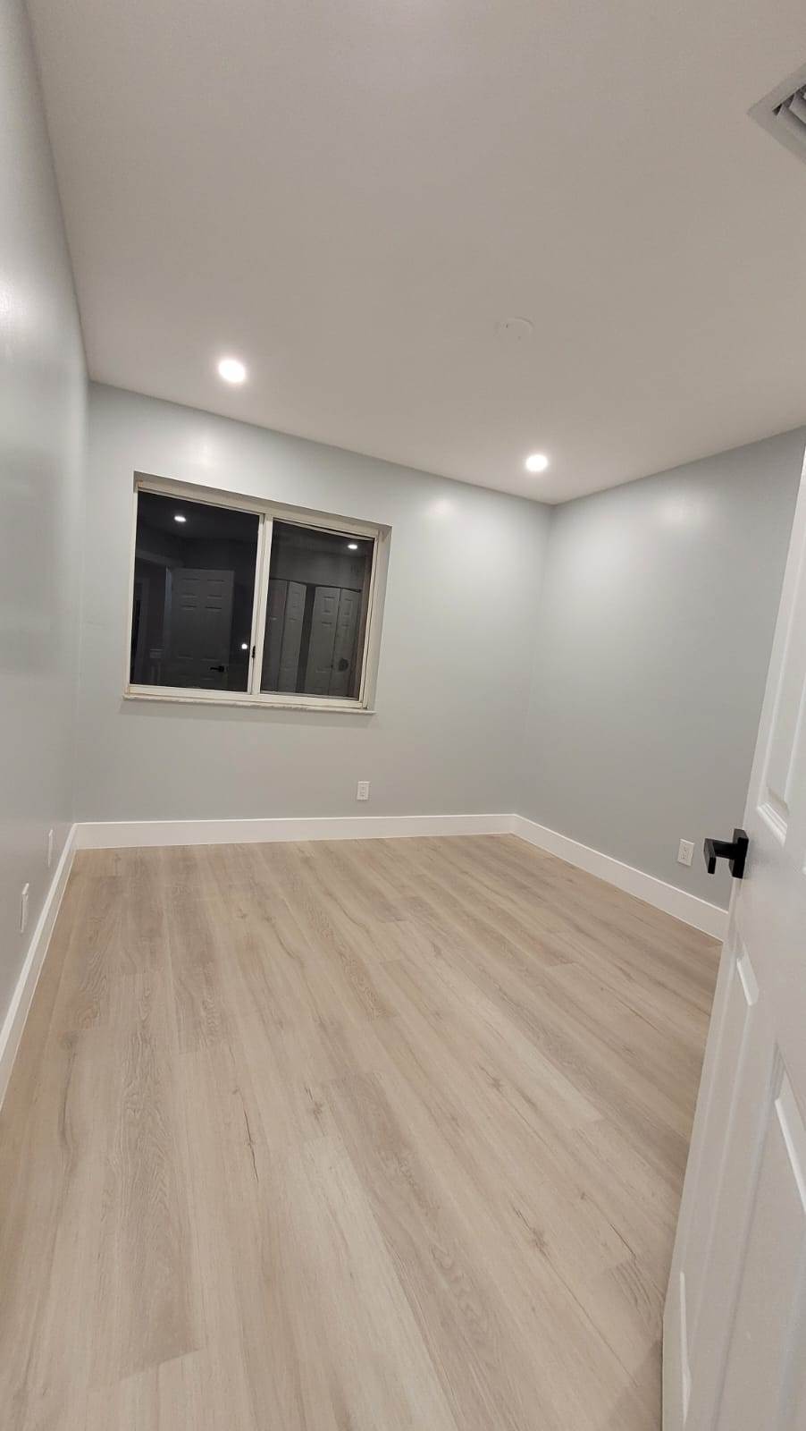 20873 NW 3 Lane, Pembroke Pines, FL 33029