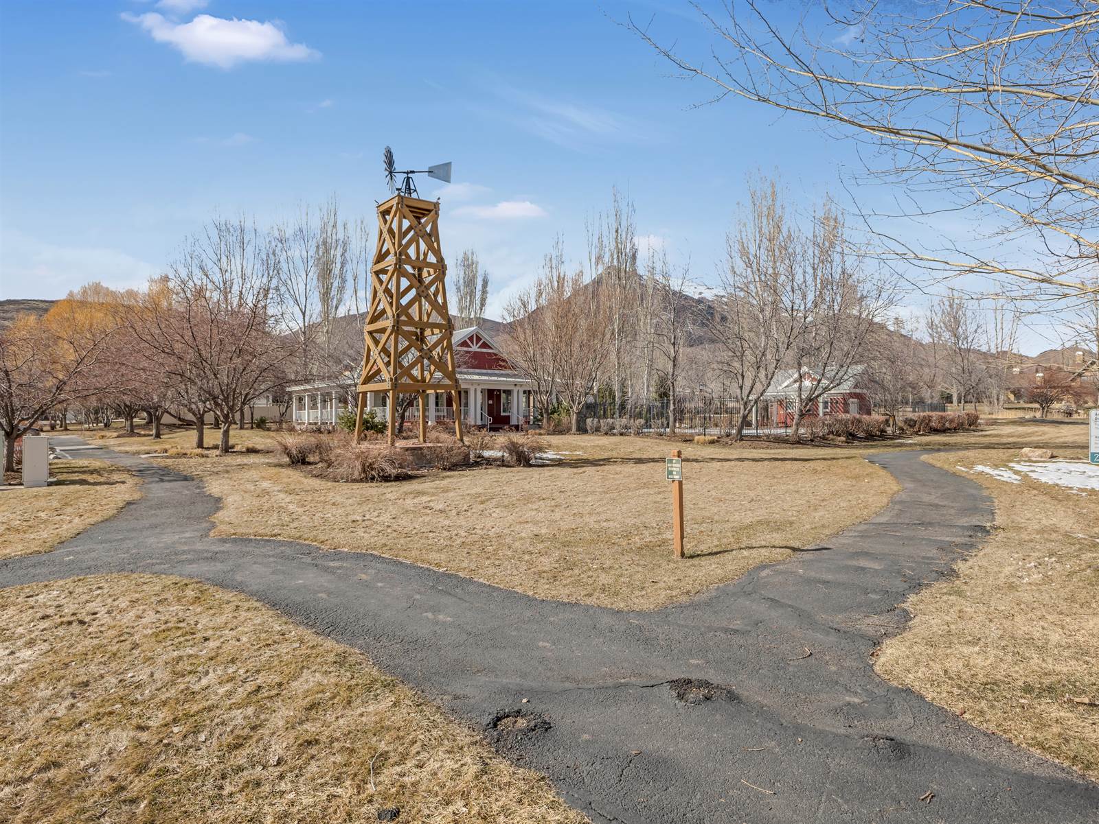 878 Dutch Ct, Midway, UT 84049