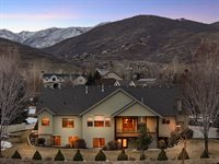 878 Dutch Ct, Midway, UT 84049