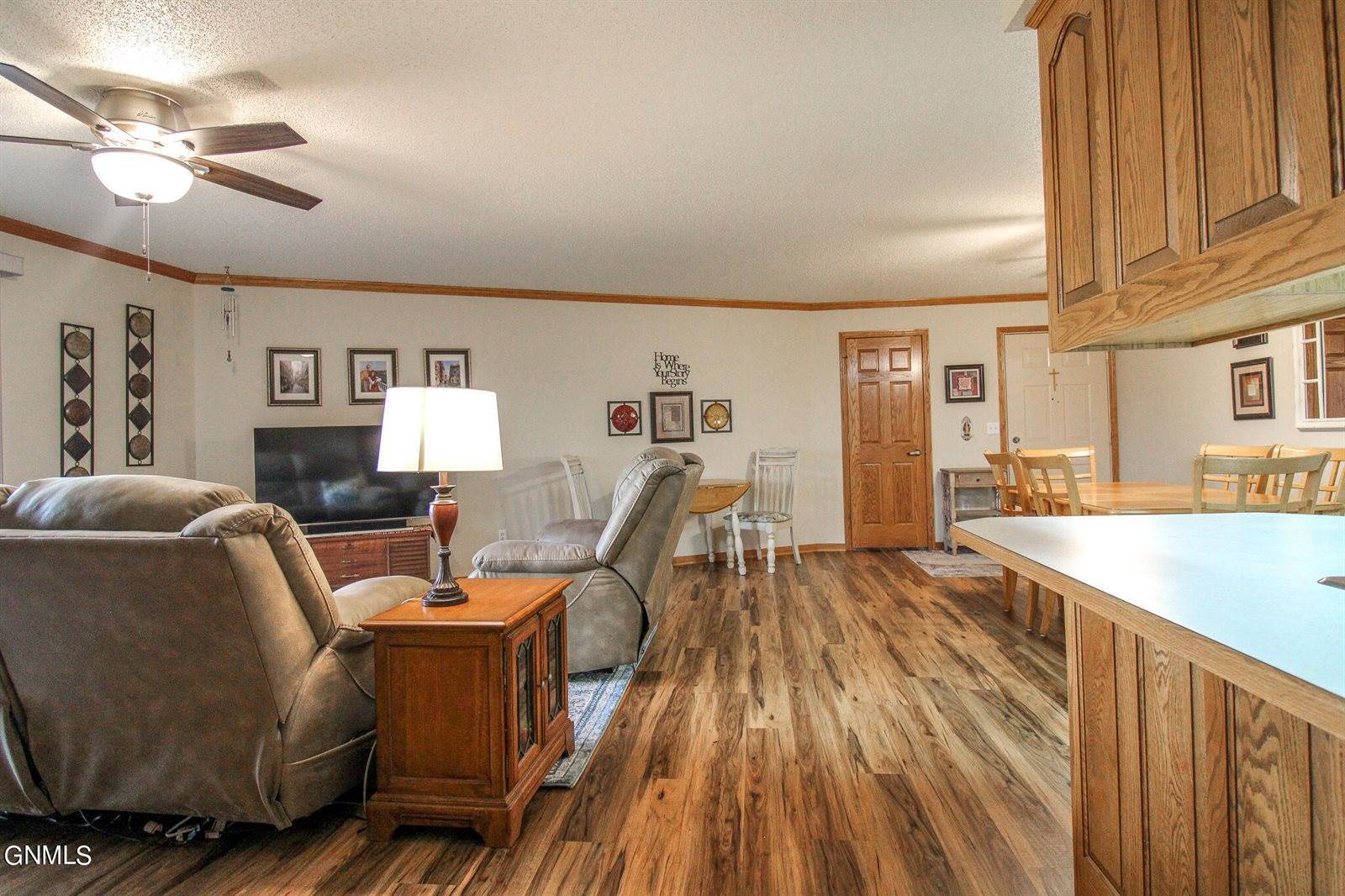 2900 N 4th Street, Bismarck, ND 58503