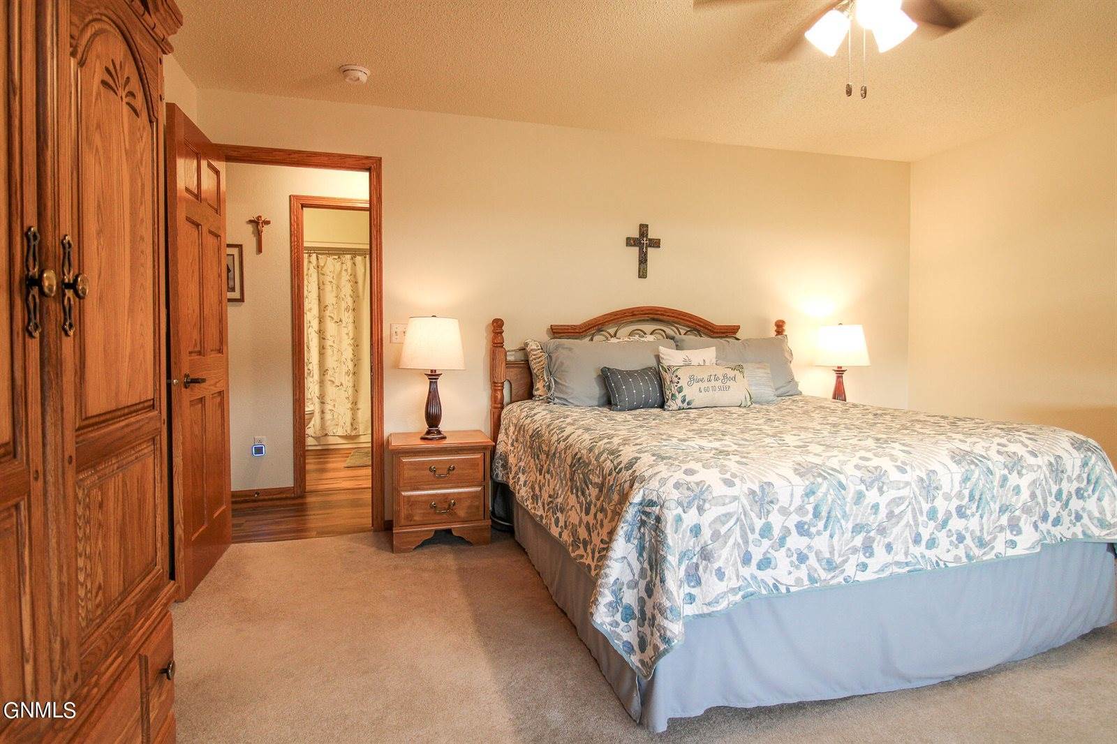 2900 N 4th Street, Bismarck, ND 58503