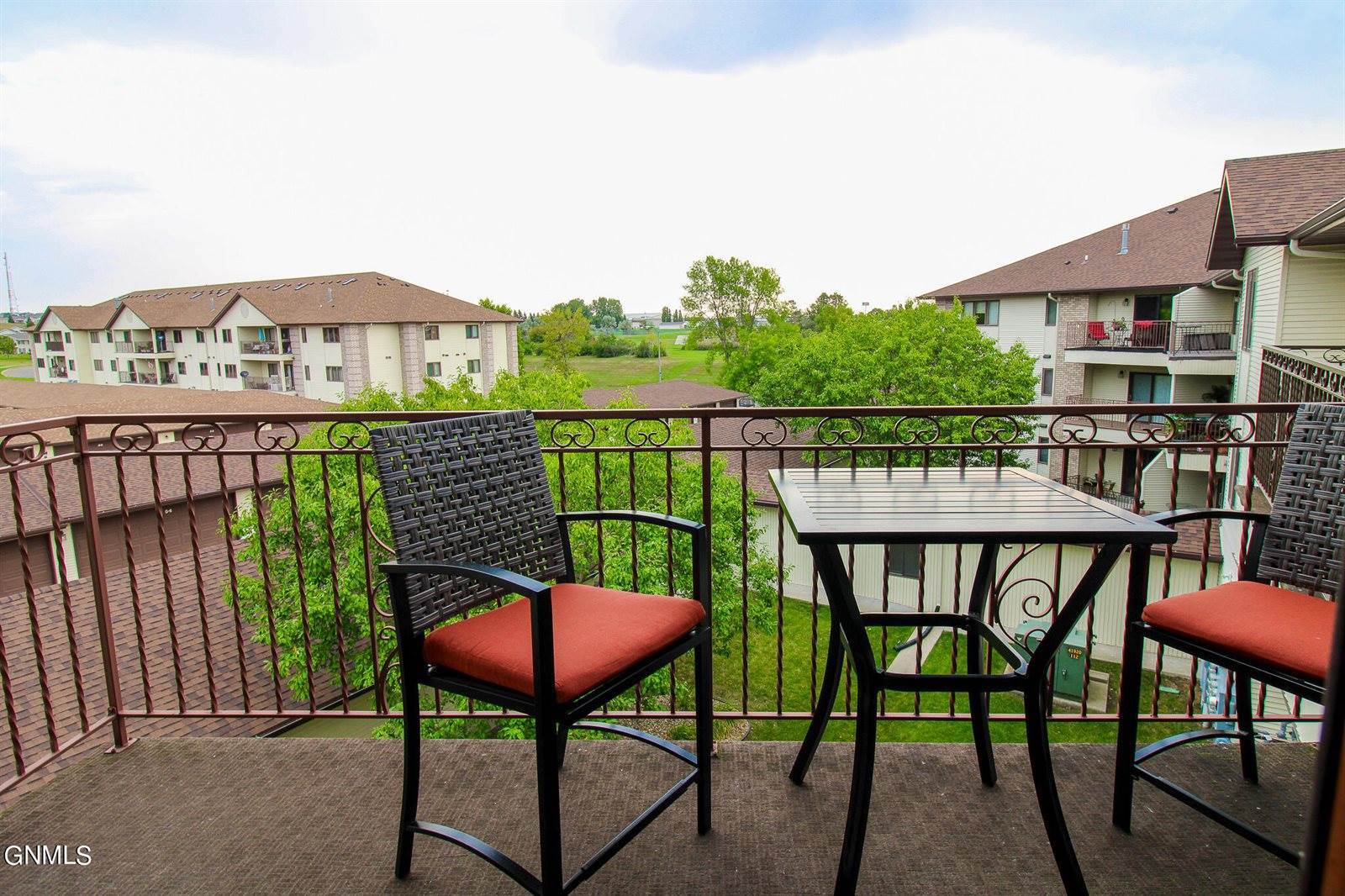 2900 N 4th Street, Bismarck, ND 58503