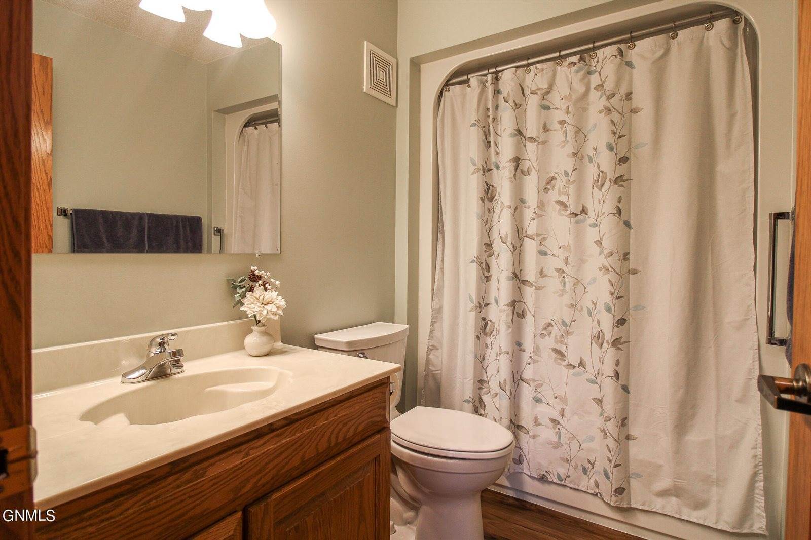 2900 N 4th Street, Bismarck, ND 58503