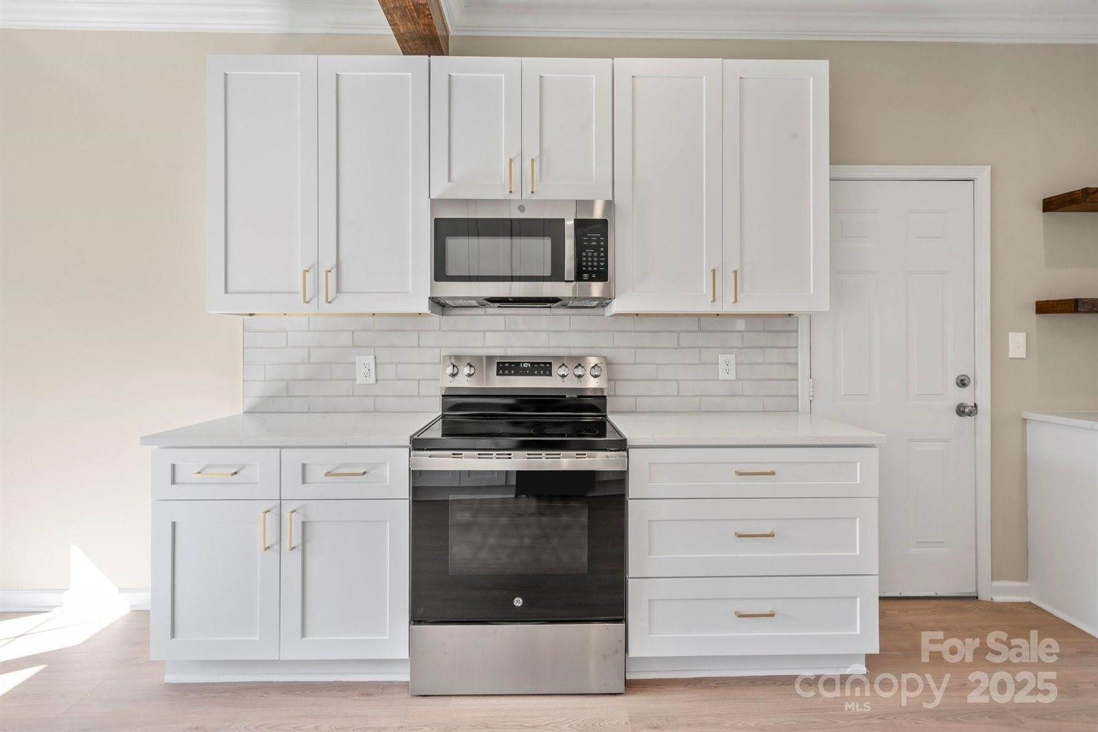 212 Catalina Drive, Mooresville, NC 28117