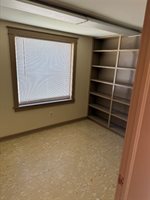 33 North Brookside Avenue, Endicott, NY 13760