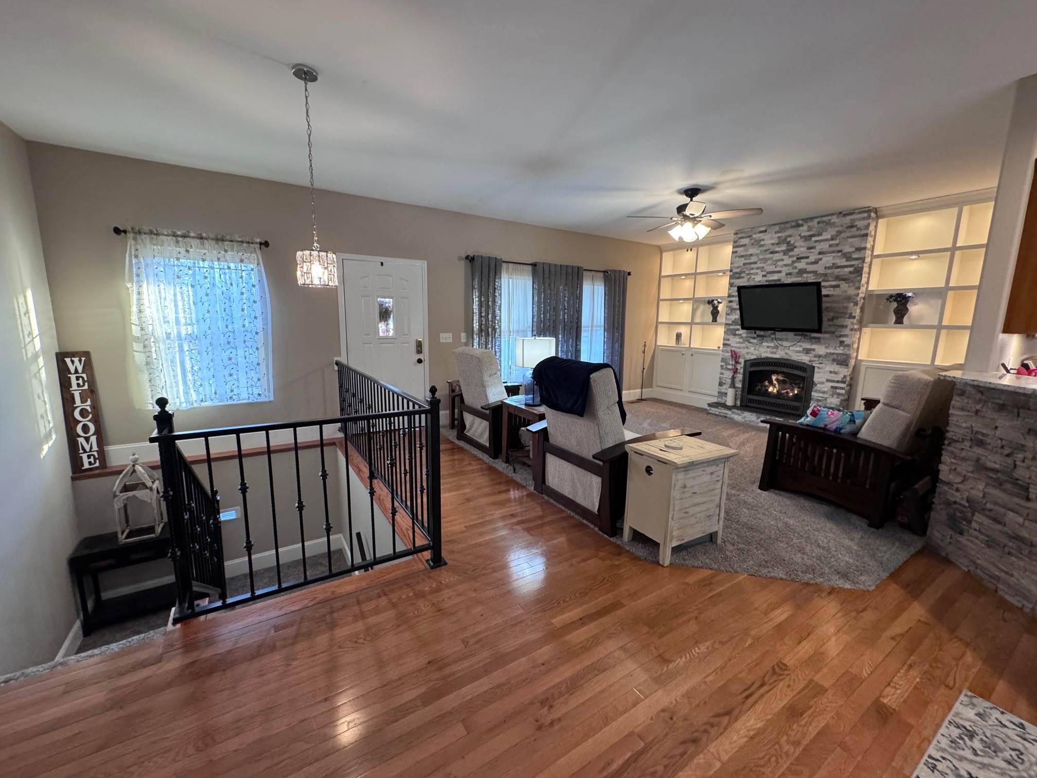 217 Highline Rd, Four Seasons, MO 65049