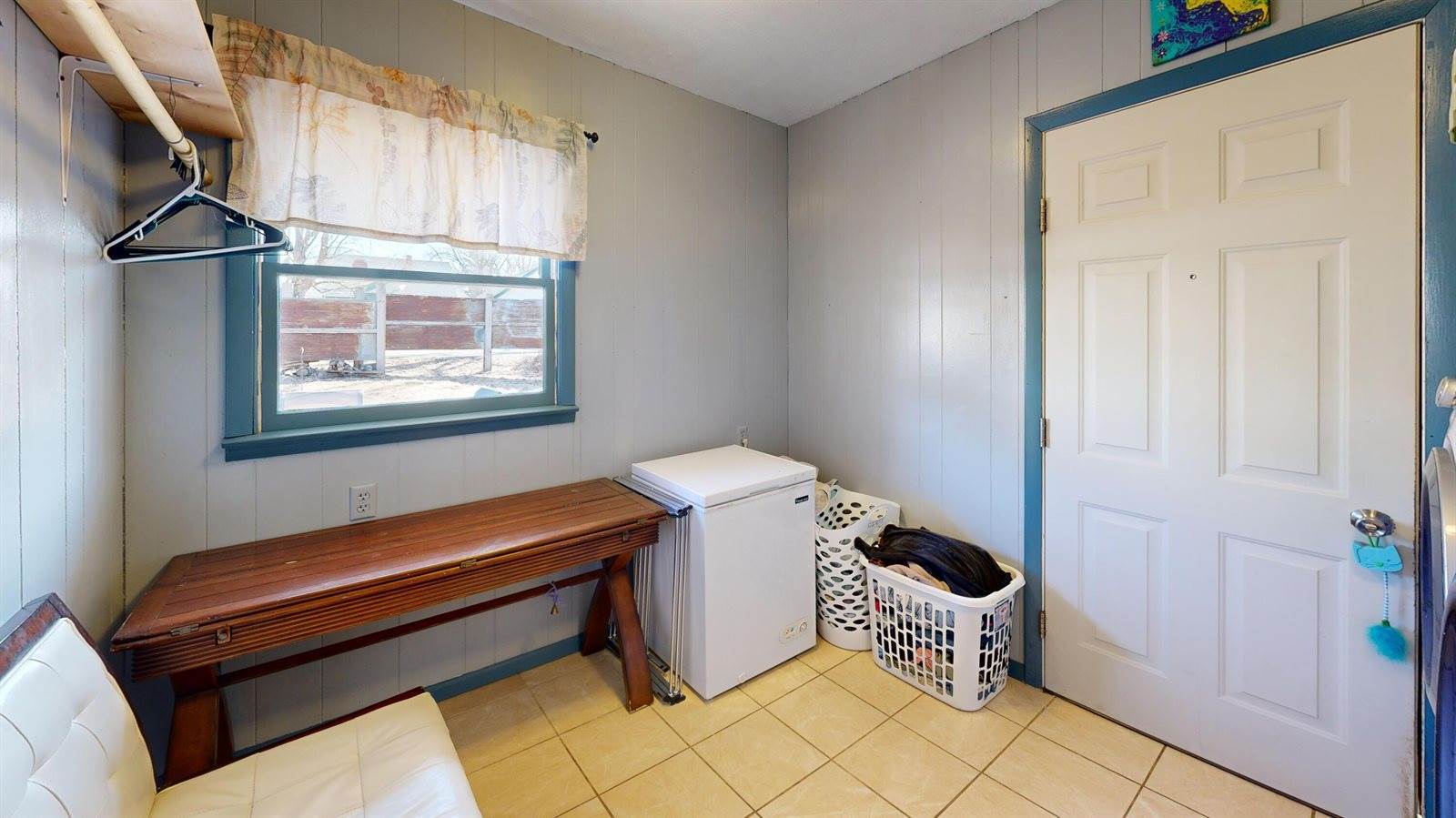 208 N State St, La Farge, WI 54639