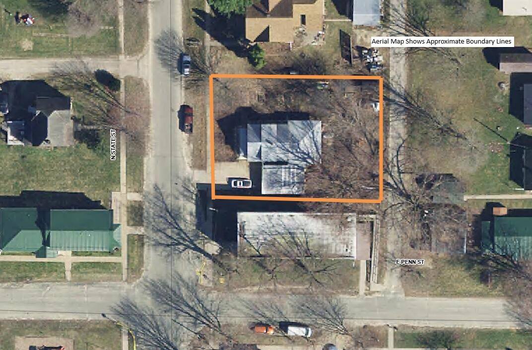 208 N State St, La Farge, WI 54639