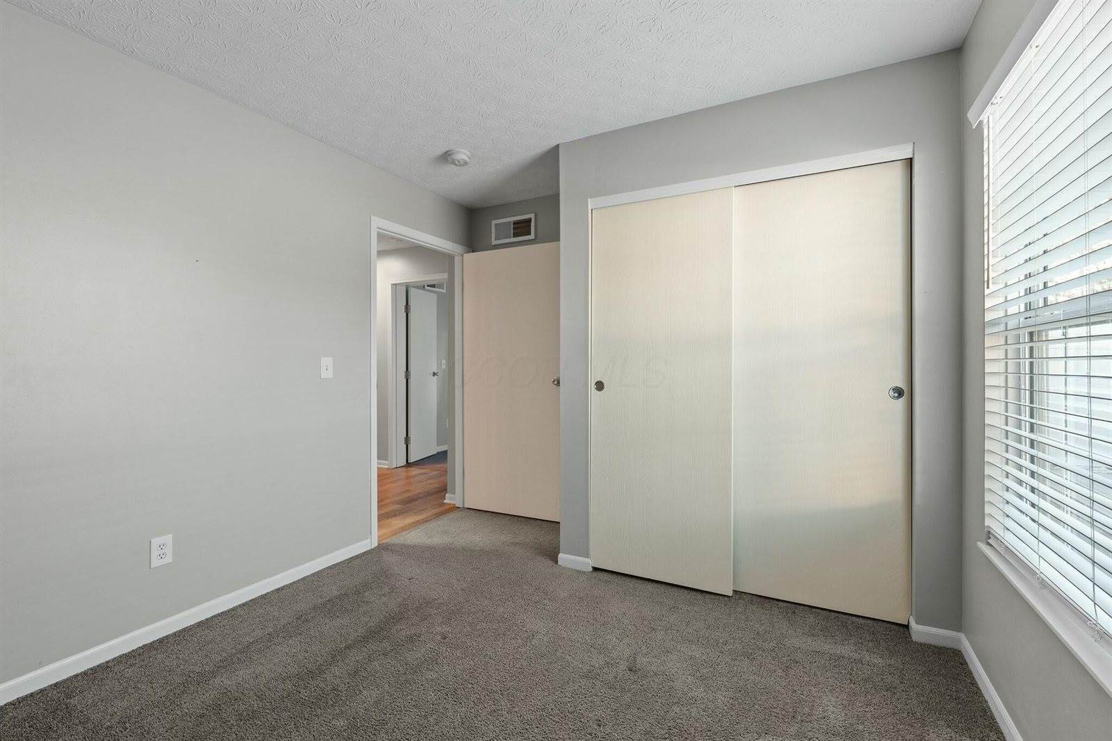 4652 Athalia Drive, Columbus, OH 43228