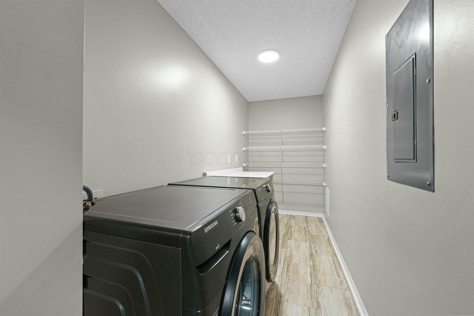 4652 Athalia Drive, Columbus, OH 43228