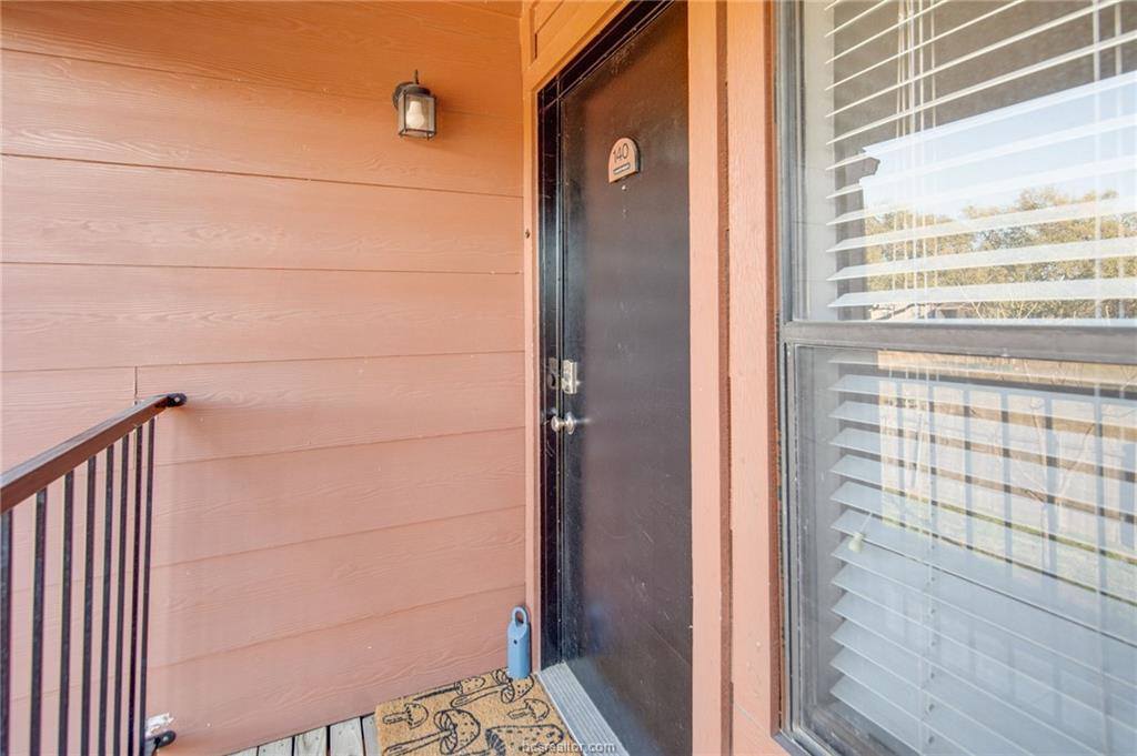 904 University Oaks Boulevard, #140, College Station, TX 77840